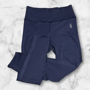 Free people movement navy Dark Blue Leggings size medium